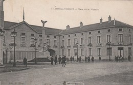 THAON LES VOSGES  88-   CPA  PLACE DE LA VICTOIRE - Thaon Les Vosges