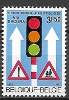 BELGIQUE     -  1972  .  Y&T N° 1617 *.    Sécurité Routière  /  Panneaux  /  Feu Tricolore. - Unused Stamps