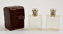 2 Db Parfümös üveg Bőr Tokban, Egyik Kupakján Horpadással, 9×6×2,5 Cm - Altri & Non Classificati
