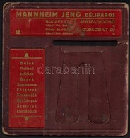 Cca 1930 Mannheim Jenő Béliparos Asztali Naptártartó 23x23 Cm - Altri & Non Classificati