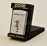 1994 Foci VB. Zippo öngyújtó Eredeti Dobozában, Leírással / Football World Cup Zippo - Autres & Non Classés