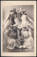 Cca 1920-1930 Négy Hölgy, Fotólap Mezőffy Hidegpecsétjével, 14×9 Cm - Autres & Non Classés