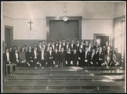 1936 A Joghallgatók Segítő és Tudományos Egyesülete  Tablója. + Doktorrá Avatás.2 Fotó  24x16 Cm - Autres & Non Classés