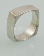 Ezüst(Ag) Négyszögletes Gyűrű, Jelzett, Méret: 55, Nettó: 6,3 G - Autres & Non Classés