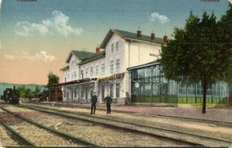 ** T2/T3 Trencsén, Trencín; Vasútállomás, Gőzmozdony / Bahnhof / Railway Station, Locomotive - Non Classés