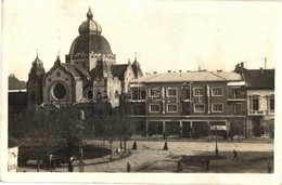 T2 1941 Szabadka, Subotica; Izraelita Templom, Zsinagóga, Sonenfeld üzlete / Synagogue, Shop. Photo - Non Classés