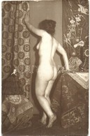 ** T2 Vintage Erotic Nude Lady. Photo - Ohne Zuordnung