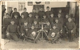 ** T2/T3 1940 Magyar Honvédek Hangszerekkel és Gépfegyverekkel / Hungarian Soldiers With Musical Instruments And Machine - Unclassified