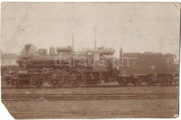 ** T4 Magyar Királyi Államvasutak 327.122. Sorszámú Gőzmozdonya / Hungarian State Railways Locomotive. Photo  (EM) - Unclassified