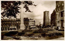 YORKS - HARROGATE -  WAR MEMORIAL AND ST PETER'S CHURCH RP  Y1093 - Harrogate