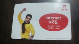 India-airtel-internet-(5 Ruppia)-benefit 20 Mb Validity 1 Day-(8)-30.4.2017-used Card+1 Card Prepiad Free - India