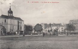 Cp , 72 , LE MANS , La Place De La République - Le Mans