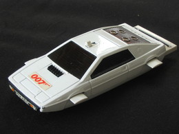 Très Célebre CORGI TOYS - Made In GT Britain - LOTUS ESPRIT 007 - JAMES BOND - Corgi Toys