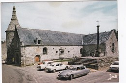 CPM  : Le Guerno (56)   L'église, Voitures, Dont I D 19   Citroën    Ed Jack - Passenger Cars