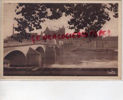 77- MONTEREAU -LE PONT SUR L' YONNE ET L' EGLISE NOTRE DAME ET SAINT LOUP - Montereau