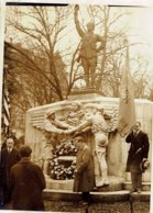 Photo Devant Le Monument Des Volontaires Américains Morts Pour La France,1930.Photo Meurisse. - Krieg, Militär