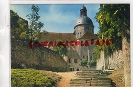 77-  PROVINS- L' EGLISE SAINT QUIRIACE SURMONTEE DE SON DOME EDIFIE EN 1665 - Provins