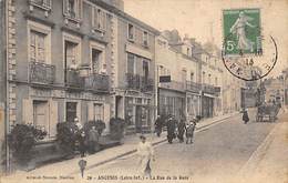 Ancenis         44         Rue De La Gare. Commerces. Epargne De L'Ouest Et Hôtel Des Voyageurs        (voir Scan) - Ancenis