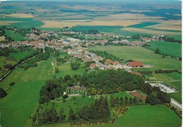 Colombey Les Deux églises - La Boisserie Demeure Du Général De Gaulle En Premier Plan - Colombey Les Deux Eglises