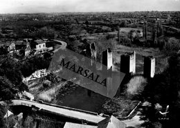 CPSM  Lussac Les  Chateaux  L'étang Et L'Ancien Pont Du Chateau Féodal - Lussac Les Chateaux