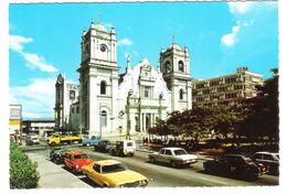 Honduras - Iglesia Catedral San Pedro Sula - Cars - Autos - Jeep - Honduras