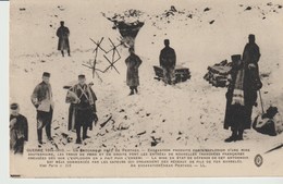 CPA  - GUERRE 1914 1915 - UN ENTONNOIR PRES DE PERTHES - EXCAVATION PRODUITE PAR L'EXPLOSION D'UNE MINE SOUTERRAINE - Perthes