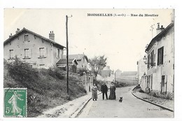 MOISSELLES  (cpa 95)  Rue Du Moutier   -  L 1 - Moisselles