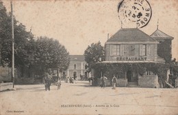 Isère : BEAUREPAIRE : Avenue De La Gare ( Trés Petite Déchirure 1mm Haut Gauche ) - Beaurepaire