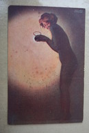 RAPHAEL KIRCHNER ~ Spot Light On Smiling Maud, Cat NUDE BELLE , Nude - Naked - Nu - SEINS NUE - Old Vintage Postcard - Kirchner, Raphael