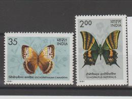 Inde 1981 Papillons Série 685-86 2 Val ** MNH - Ongebruikt