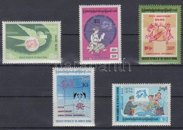 ** 1974 100 éves Az UPU Mi 239-243 - Other & Unclassified