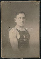 1909 Horváth Barnabás Birkózó, Keményhátú Fotó, Hátoldalon Feliratozva, 9,5×6,5 Cm - Sonstige & Ohne Zuordnung