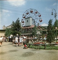 Cca 1960 Budapest, Vidámpark, 2 Db Szabadon Felhasználható, Vintage Negatív, 6x6 Cm - Other & Unclassified