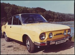 Cca 1970-1980 Škoda 110 R Típusú Autó, Fotó, 17,5×24 Cm - Sonstige & Ohne Zuordnung