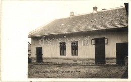 * T2/T3 Érsekújvár, Nové Zámky; Magyar Cserkész Otthon / Hungarian Scouting Home. Atelier Benkó Photo (fa) - Unclassified