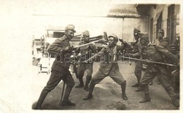 ** T2/T3 Osztrák-magyar Katonatisztek Gyakorlatozás Közben / Austro-Hungarian K.u.K. Officers, Military Training (EK) - Non Classés