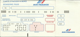 AIR FRANCE - Carte D'Embarquement/Boarding Pass - 1988 - CAYENNE / FORT-DE-FRANCE - Tarjetas De Embarque