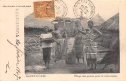 Guinée  Française / Ethnic - Belle Oblitération - 86 - Pilage Des Grains Pour Le Cous-couss - Guinée Française