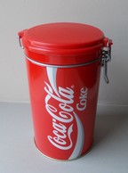 - Boite. COCA COLA - - Huishoudartikelen