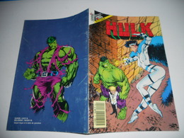 HULK SEMIC N°4 UN PETIT CHITLER  TBE - Hulk