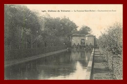 Châteauneuf Du Faou * Château De Trévarez* La Fontaine St Hubert    ( Scan Recto Et Verso ) - Châteauneuf-du-Faou