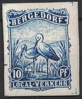 Epreuve D'un Timbre De La Poste Locale Allemande De Bergedorf Sur Carton (1887): Cigogne Avec Une Grenouille Dans Le Bec - Picotenazas & Aves Zancudas