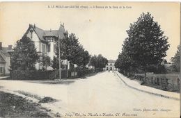 Le Mesle (Le Mêle) Sur Sarthe (Orne) - L'Avenue De La Gare Et La Gare - Edition Binet - Le Mêle-sur-Sarthe
