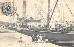 Bayonne        64      Déchargement D'un Bateau De Charbon      (voir Scan) - Bayonne