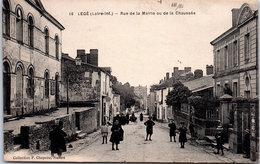 44 LEGE - La Rue De La Mairie Ou De La Chaussée - Legé