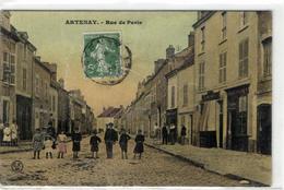 1 Cpa Artenay - Rue De Paris - Artenay