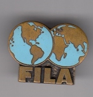 Enamel Pin Badge FILA International Wrestling Association Federation Luttes - Worstelen