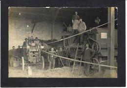 CPA à Identifier Métier Carte Photo RPPC Non Circulé  Machines Agricoles Batteuse - A Identifier