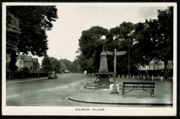 Ref 1247 - 1949 Real Photo Postcard - Dulwich Village & Finger Signpost - London - London Suburbs