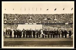 1936, Sommer-Olympiade, Amtliche Bildpostkarte "Der Fackelstaffel-Läufer Trifft Im Stadion Ein.", Mit Olympia-Sondermark - Andere & Zonder Classificatie